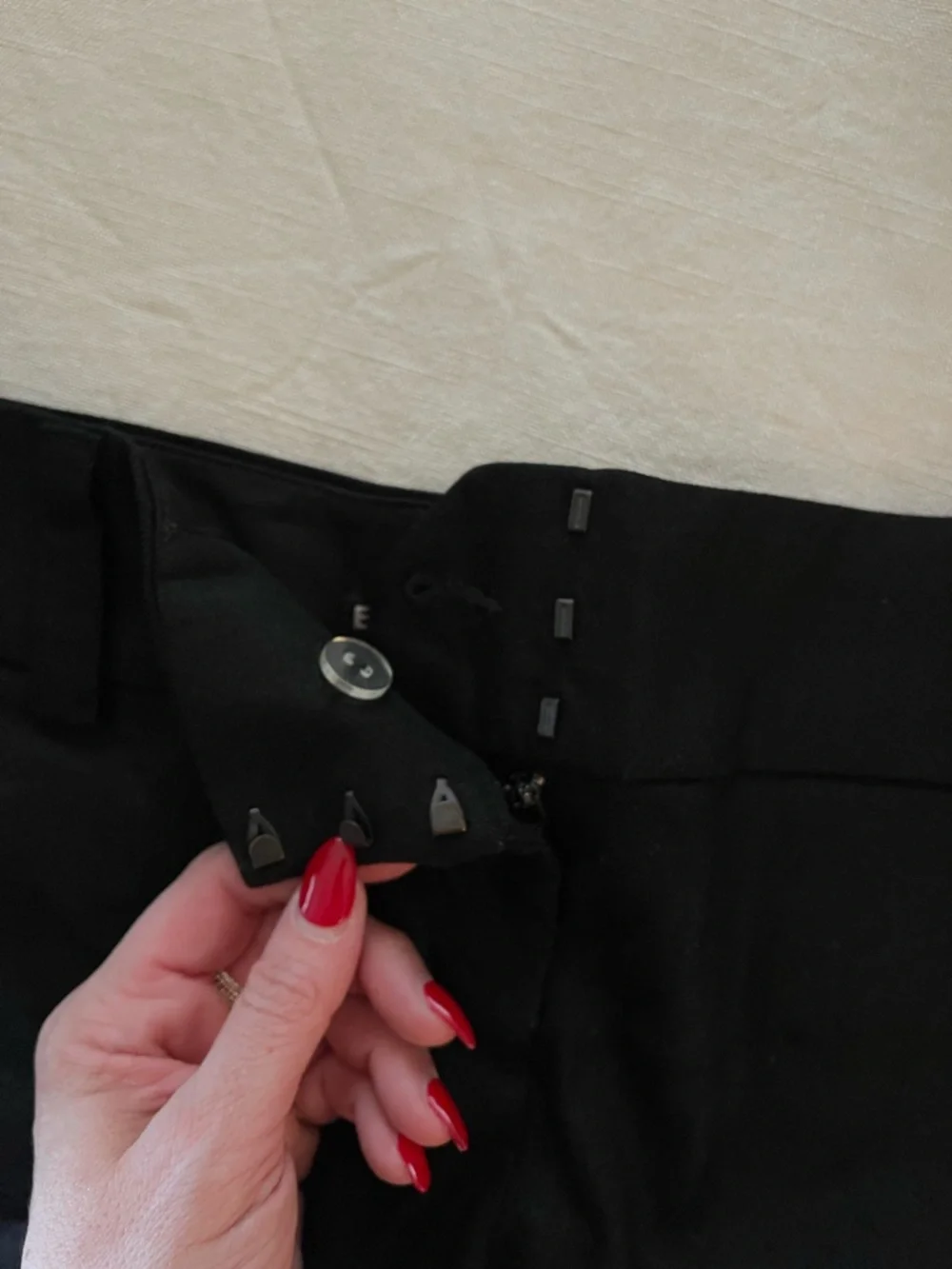 Express Low Rise Shorts - Picture 3 of 5
